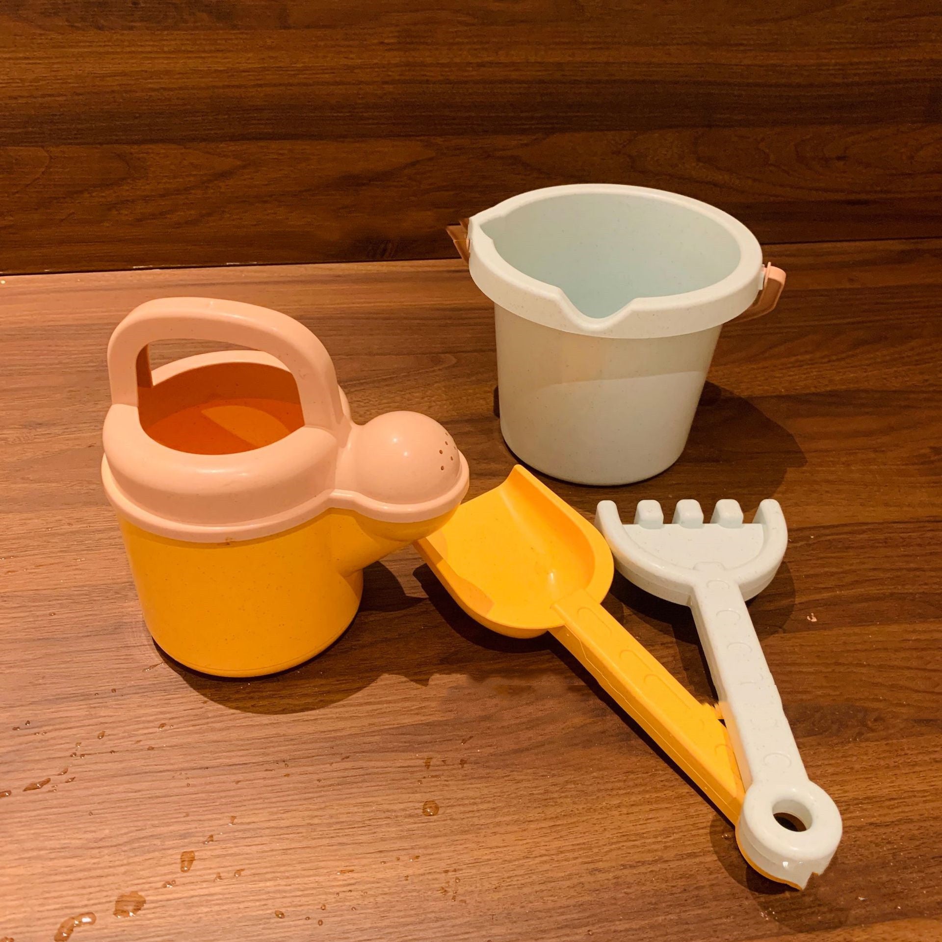 Seaside Toy Ice Cream Suit Bulldozer