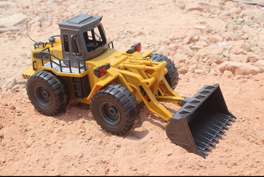 Remote control engineering vehicle 6-pass alloy version loading truck bulldozer child charging remote control toy forklift