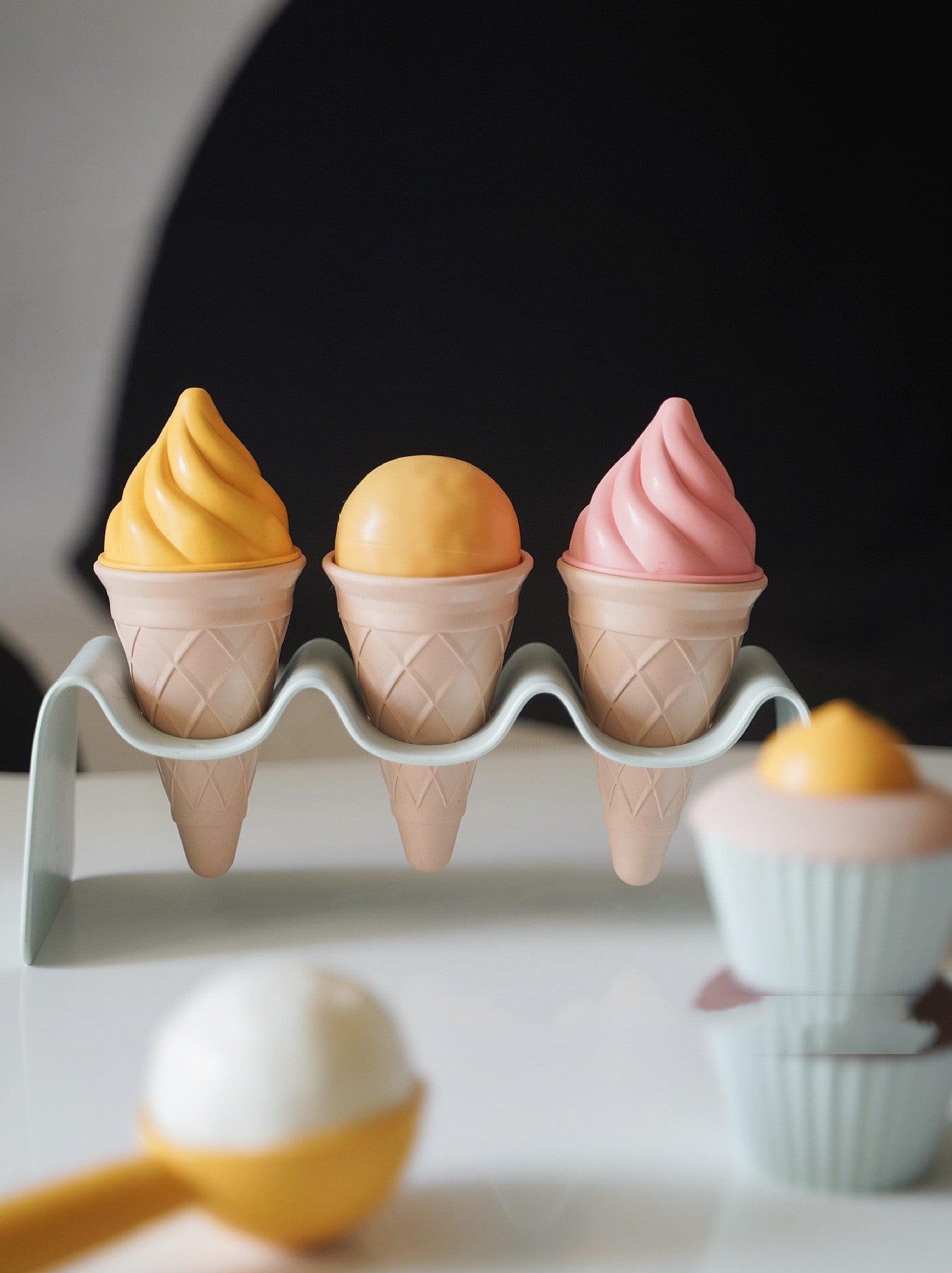 Seaside Toy Ice Cream Suit Bulldozer